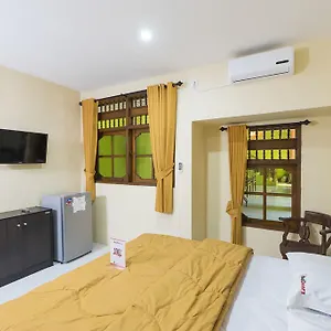招待所 Reddoorz @ Buni Sari Kuta 2 **